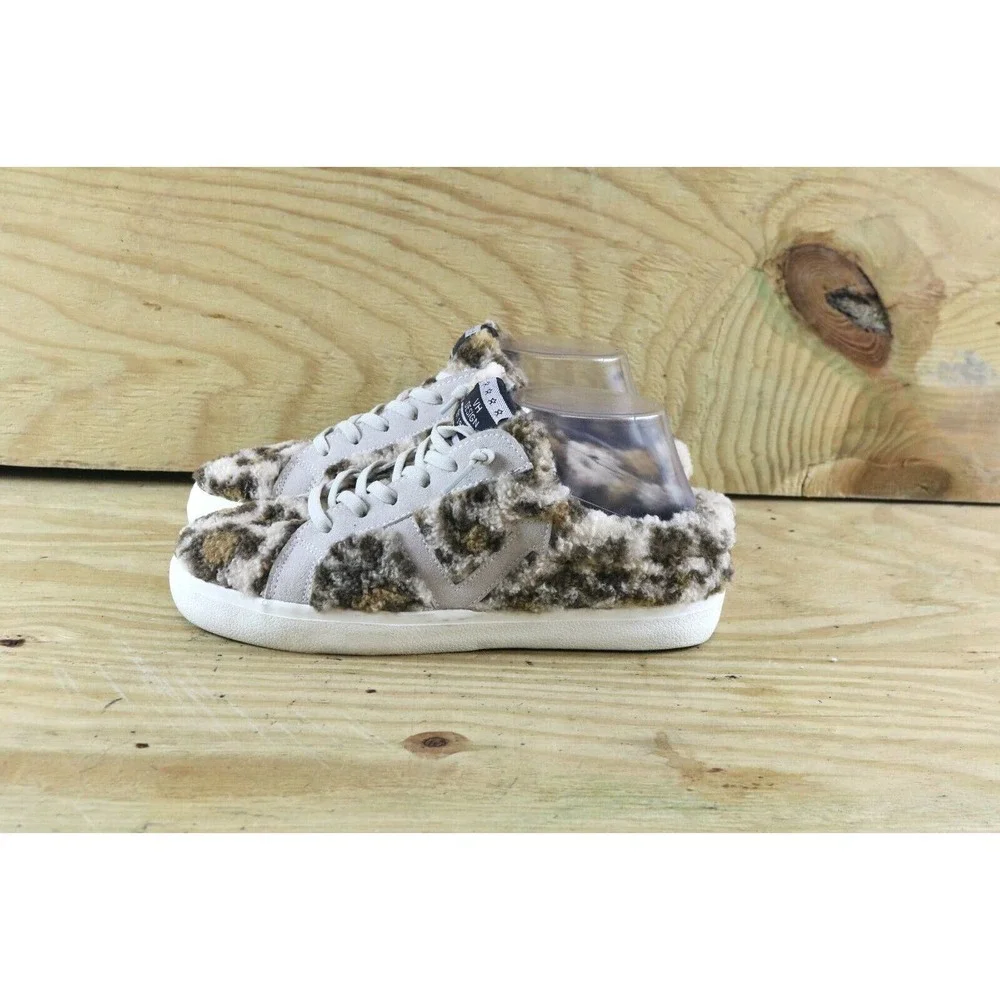 Vintage Havana Sneakers Womens 8 Snuggle Faux Fur Leopard Print Multicolor